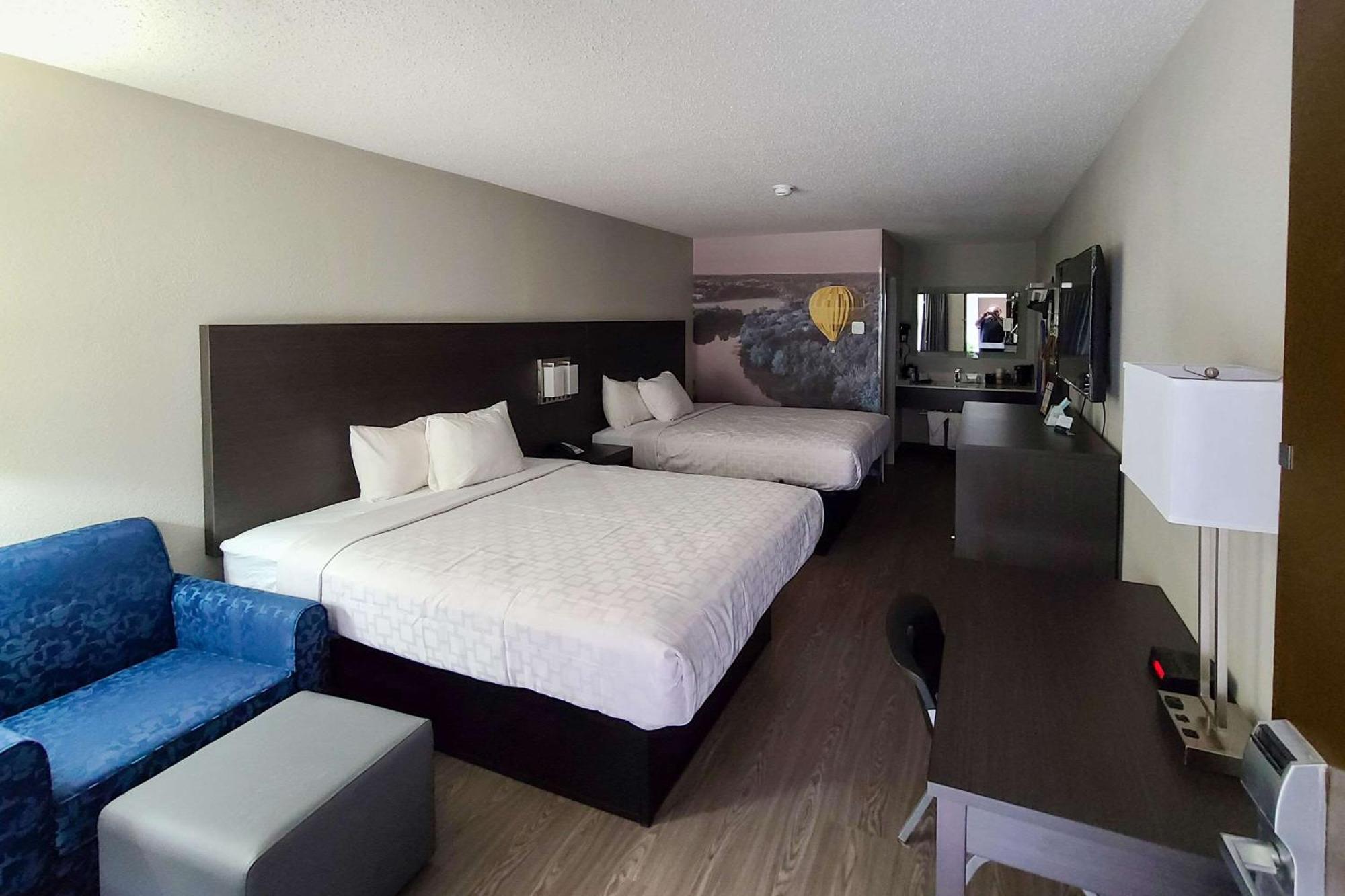 คลาเรียน พอยต์ สเตตวิลล์ Hotel สเตทส์วิลล์ ภายนอก รูปภาพ